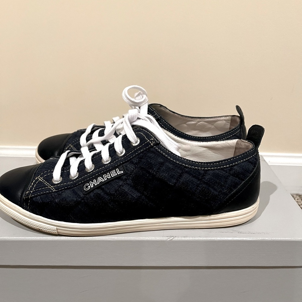 Chanel denim quilted sneakers sz 40